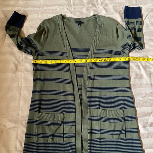 Talbots Cardigan - Picture 5 of 6
